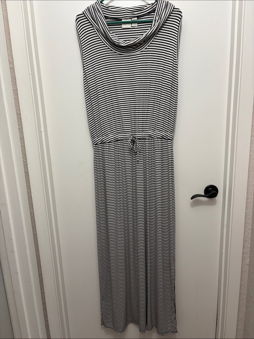 ZENERGY by CHICO’s Sleeveless Black and White Striped Cowl Neck Maxi Dress Sz L